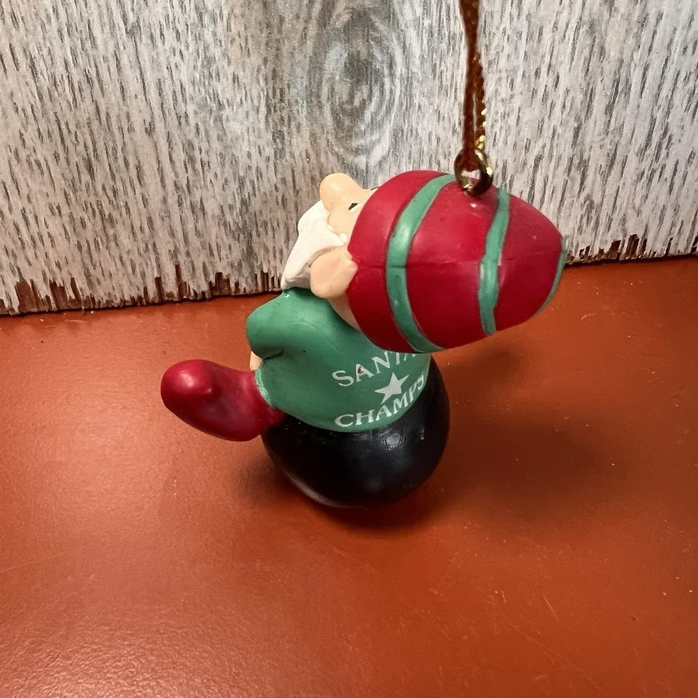 AVON Elves' Day Off Ornament 
